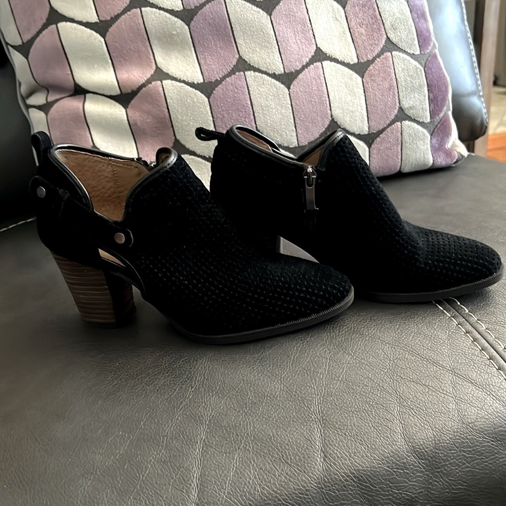 Franco Sarto Black Suede Zippered small heel Booties